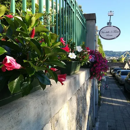 Pensjonat Via Delle 5 Terre 3*