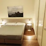 Via Delle 5 Terre 4*