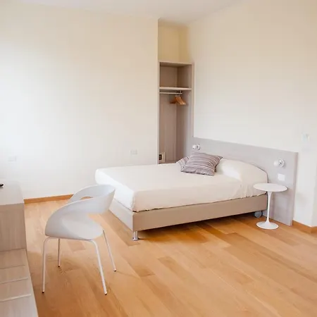 Guest house Via Delle 5 Terre 3*
