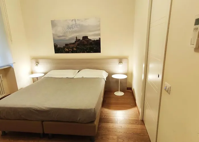 Via Delle 5 Terre 4*