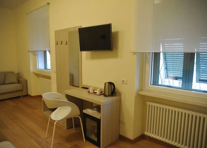 Via Delle 5 Terre 4*